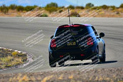 media/Oct-18-2025-Extreme Speed (Sat) [[d6d7e1fef1]]/Group 5/Session 3 (Turn 1)/